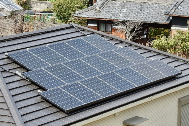 電気設備の中でも注目される太陽光発電に関する画像